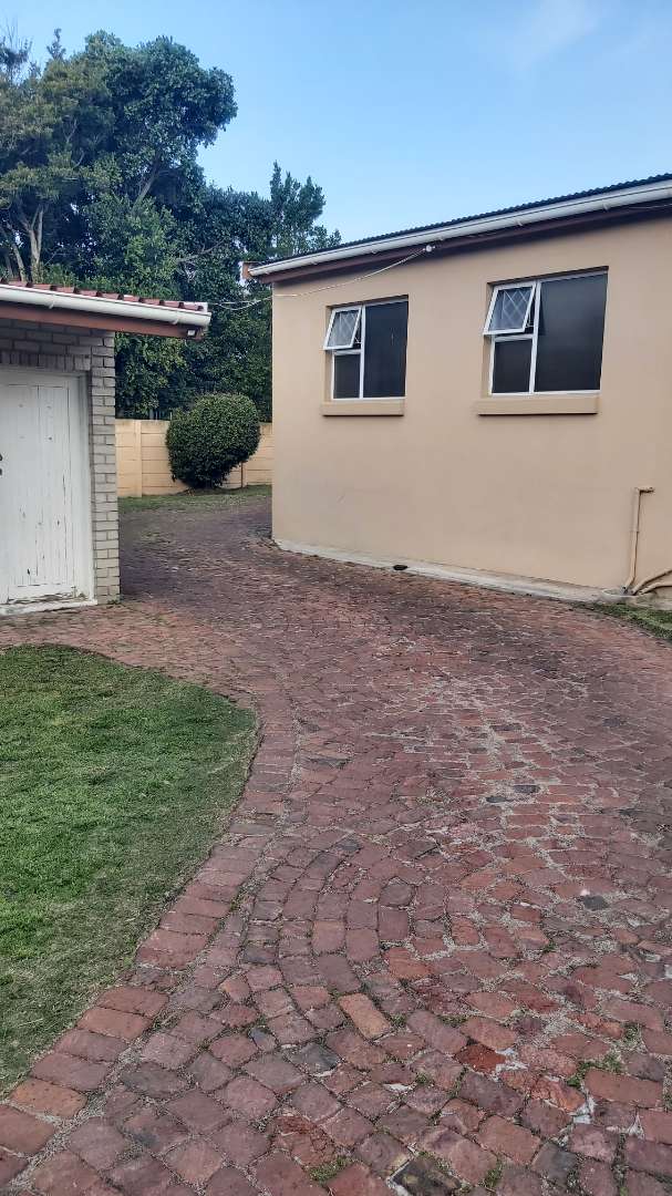 Commercial Property for Sale in Newton Park Eastern Cape